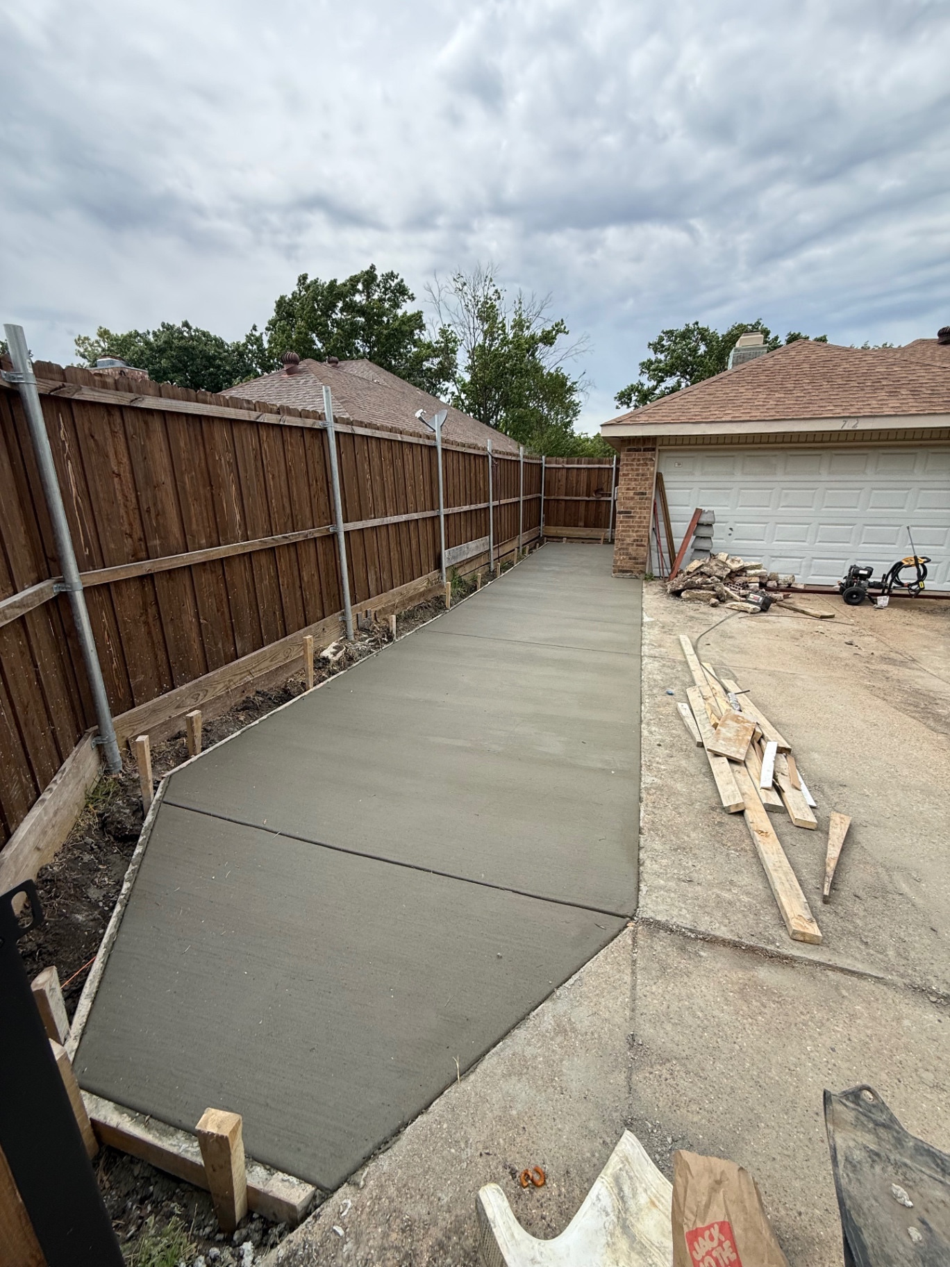 Side-Yard Concrete Path